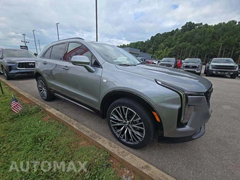 2024 Cadillac XT4 Sport - miniatura 4