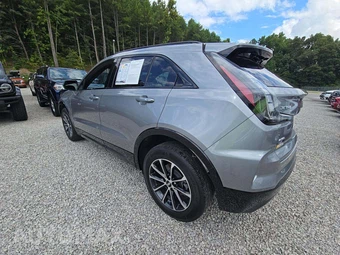 2024 Cadillac XT4 Sport - miniatura 2