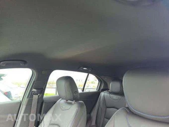 2024 Cadillac XT4 Sport - miniatura 11