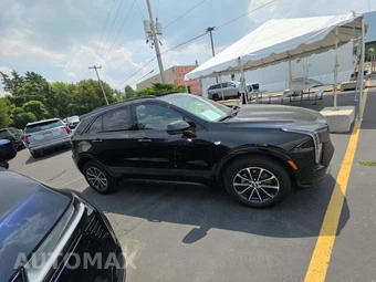 2024 Cadillac XT4 Sport - miniatura 4