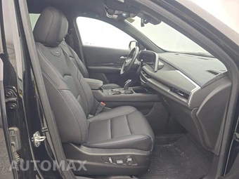 2024 Cadillac XT4 Sport - miniatura 8