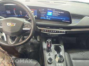 2024 Cadillac XT4 Sport - miniatura 11