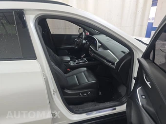 2024 Cadillac XT4 Sport - miniatura 8