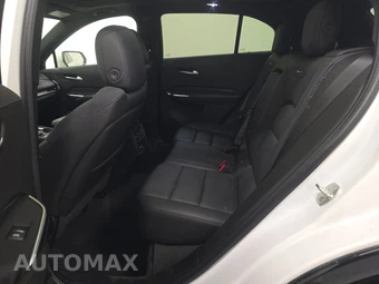 2024 Cadillac XT4 Sport - miniatura 13