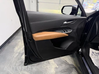 2024 Cadillac XT4 Sport - miniatura 9