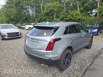 2024 Cadillac XT5 Luxury 1SA - miniatura 3