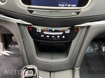 2024 Cadillac XT6 Luxury - miniatura 34
