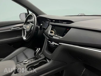2024 Cadillac XT6 Luxury - miniatura 8
