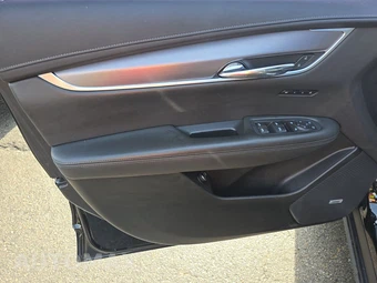 2024 Cadillac XT6 Luxury - miniatura 9