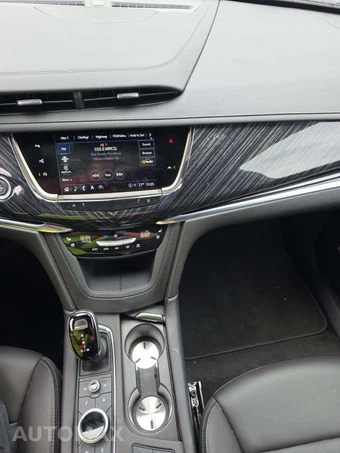 2024 Cadillac XT6 Premium Luxury - miniatura 7
