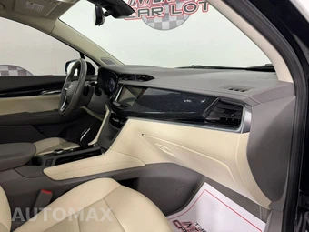 2024 Cadillac XT6 Premium Luxury - miniatura 12