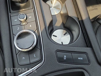 2024 Cadillac XT6 Sport - miniatura 11