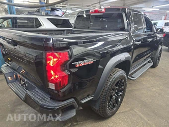 2024 Chevrolet Colorado Trail Boss Crew Cab Medium Bed 0TR - miniatura 3