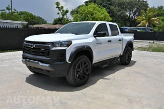 2024 Chevrolet Colorado Trail Boss Crew Cab Medium Bed 0TR - miniatura 3