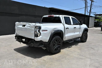 2024 Chevrolet Colorado Trail Boss Crew Cab Medium Bed 0TR - miniatura 5