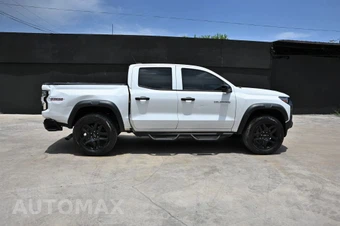 2024 Chevrolet Colorado Trail Boss Crew Cab Medium Bed 0TR - miniatura 7
