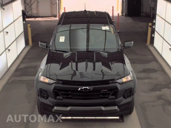 2024 Chevrolet Colorado Trail Boss Crew Cab Medium Bed 0TR - miniatura 2