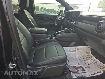 2024 Chevrolet Colorado Trail Boss Crew Cab Medium Bed 0TR - miniatura 8