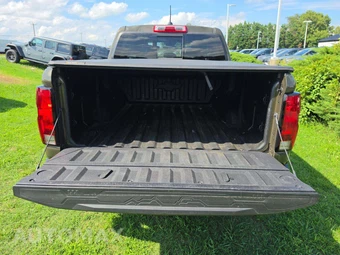 2024 Chevrolet Colorado Trail Boss Crew Cab Medium Bed 0TR - miniatura 14