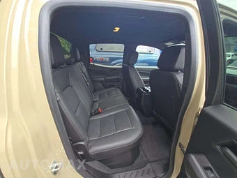 2024 Chevrolet Colorado Trail Boss Crew Cab Medium Bed 0TR - miniatura 16