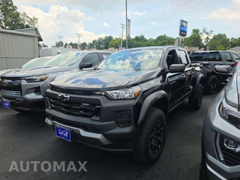 2024 Chevrolet Colorado Trail Boss Crew Cab Medium Bed 0TR