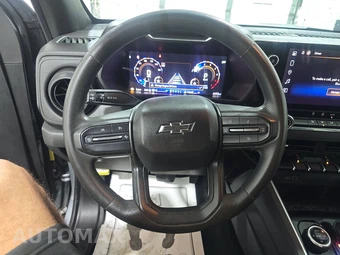 2024 Chevrolet Colorado Trail Boss Crew Cab Short Bed 0TR - miniatura 10