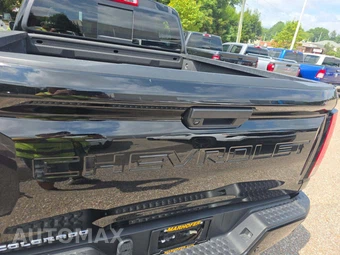 2024 Chevrolet Colorado Trail Boss Crew Cab Short Bed 0TR - miniatura 23