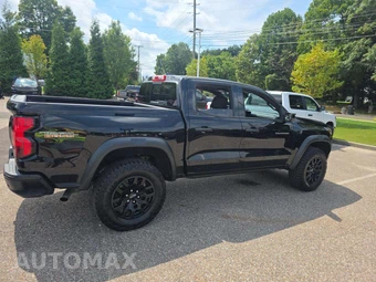 2024 Chevrolet Colorado Trail Boss Crew Cab Short Bed 0TR - miniatura 4