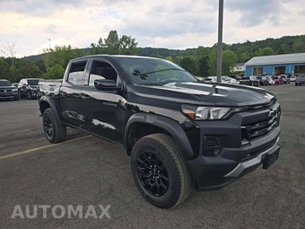 2024 Chevrolet Colorado Trail Boss Crew Cab Short Bed 0TR - miniatura 4