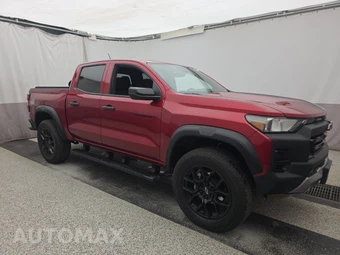 2024 Chevrolet Colorado Trail Boss Crew Cab Short Bed 0TR - miniatura 3