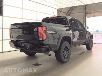 2024 Chevrolet Colorado Trail Boss Crew Cab Short Bed 0TR - miniatura 4