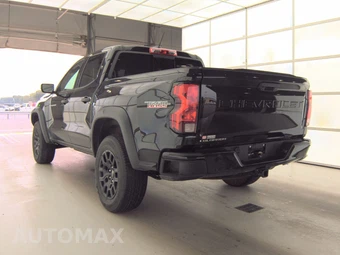 2024 Chevrolet Colorado Trail Boss Crew Cab Short Bed 0TR - miniatura 6