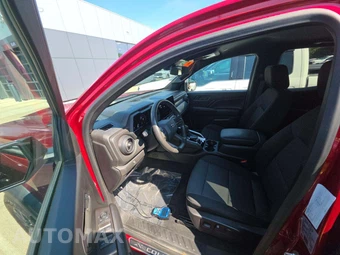 2024 Chevrolet Colorado Trail Boss Crew Cab Short Bed 0TR - miniatura 6