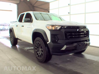 2024 Chevrolet Colorado Trail Boss Crew Cab Short Bed 0TR - miniatura 3