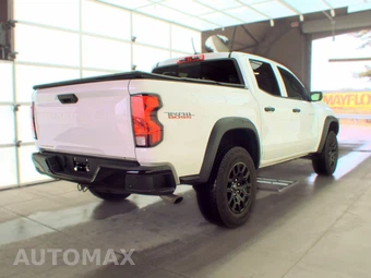 2024 Chevrolet Colorado Trail Boss Crew Cab Short Bed 0TR - miniatura 4