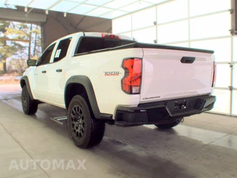 2024 Chevrolet Colorado Trail Boss Crew Cab Short Bed 0TR - miniatura 6