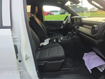 2024 Chevrolet Colorado Work Truck Crew Cab Medium Bed 2WT – miniatura 8