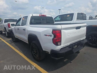 2024 Chevrolet Colorado WT Crew Cab Short Bed 4WT - miniatura 2