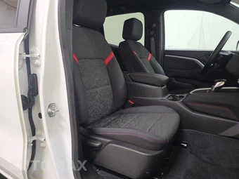 2024 Chevrolet Colorado Z71 Crew Cab Short Bed 4Z7 - miniatura 8