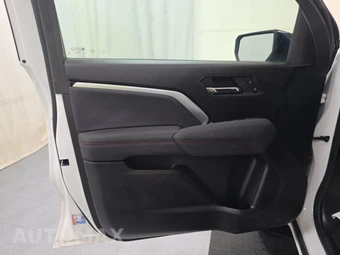 2024 Chevrolet Colorado Z71 Crew Cab Short Bed 4Z7 - miniatura 9