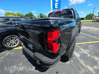 2024 Chevrolet Colorado ZR2 Crew Cab Short Bed 4ZR - miniatura 3
