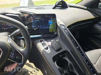 2024 Chevrolet Corvette Stingray Convertible 3LT - miniatura 10
