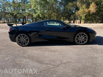 2024 Chevrolet Corvette Stingray Coupe 2LT - miniatura 3
