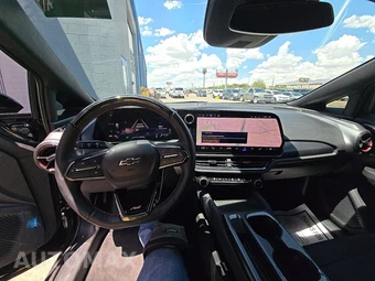 2024 Chevrolet Equinox EV RS 0RP - miniatura 11