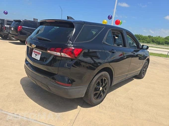 2024 Chevrolet Equinox LS 1FL – miniatura 3