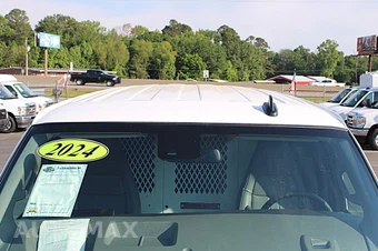 2024 Chevrolet Express 2500 Cargo Van 1WT 135.0" WB - miniatura 14