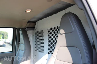 2024 Chevrolet Express 2500 Cargo Van 1WT 135.0" WB - miniatura 36