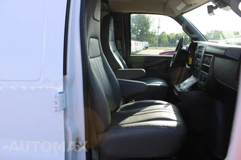 2024 Chevrolet Express 2500 Cargo Van 1WT 135.0" WB - miniatura 37