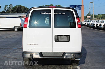 2024 Chevrolet Express 2500 Cargo Van 1WT 135.0" WB - miniatura 14