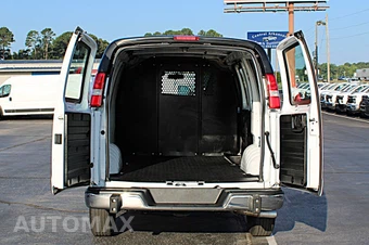 2024 Chevrolet Express 2500 Cargo Van 1WT 135.0" WB - miniatura 15